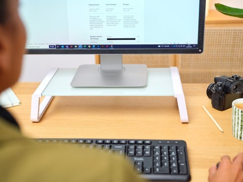 Trust Podstawka pod monitor TRUST MONTA GLASS MONITOR STAND WHT (25351)