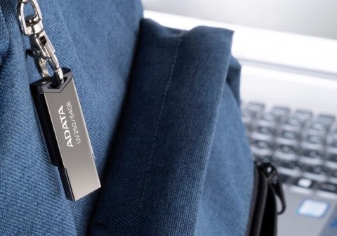 ADATA Pendrive ADATA UV250 AUV250-32G-RBK (32GB; USB 2.0; kolor srebrny)