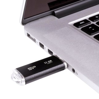 Silicon Power Pendrive Silicon Power Blaze B02 32GB USB 3.1 kolor czarny (SP032GBUF3B02V1K)