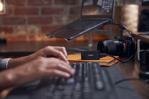 Kingston KINGSTON DYSK SSD 2000G PORTABLE XS1000