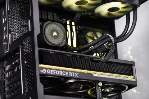 Actina Actina iCUE 9800X3D/64B/2TB/RTX5090/1000W