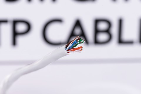 DAHUA Kabel sieciowy DAHUA drut, 100% miedź PFM920I-5EUN (UTP; 305m; kat. 5e;)