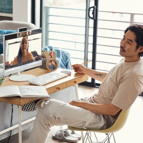 Hewlett-Packard HP 24-cr0332nw AIO Ryzen 7 7730U 23.8"FHD IPS AG 250nits 16GB DDR4 SSD512 Radeon 680M LAN Win11 2Y Shell White