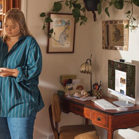 Hewlett-Packard HP 27-cr0232nw AIO Ryzen 5 7520U 27.0"FHD IPS AG 300nits 16GB DDR5 SSD512 Radeon 610M LAN Win11 2Y Shell White